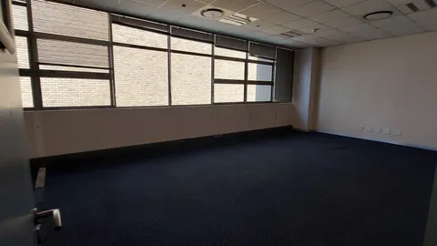 3rd Floor- 564m² Office Space To Let -The Zone - Cradock Square (73)